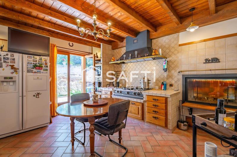 Maison - 193 m² - 6 pièces