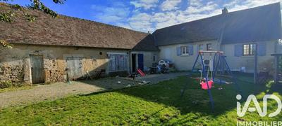 Maison - 92 m² - 6 pièces