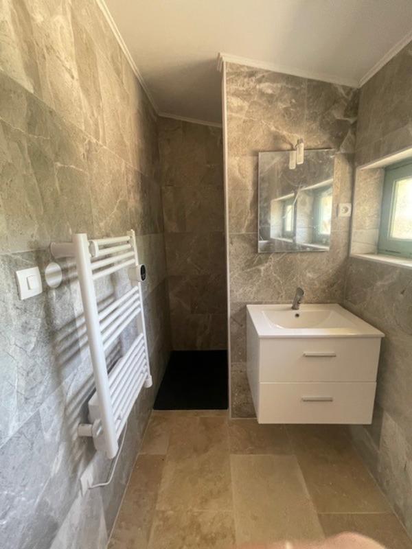 Immeuble - 900 m² - 30 pièces