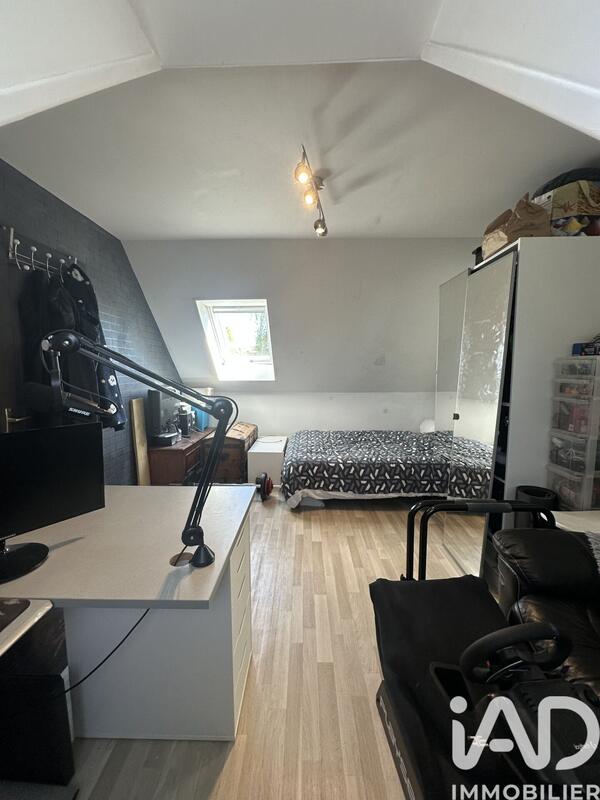 Maison - 95 m² - 4 pièces