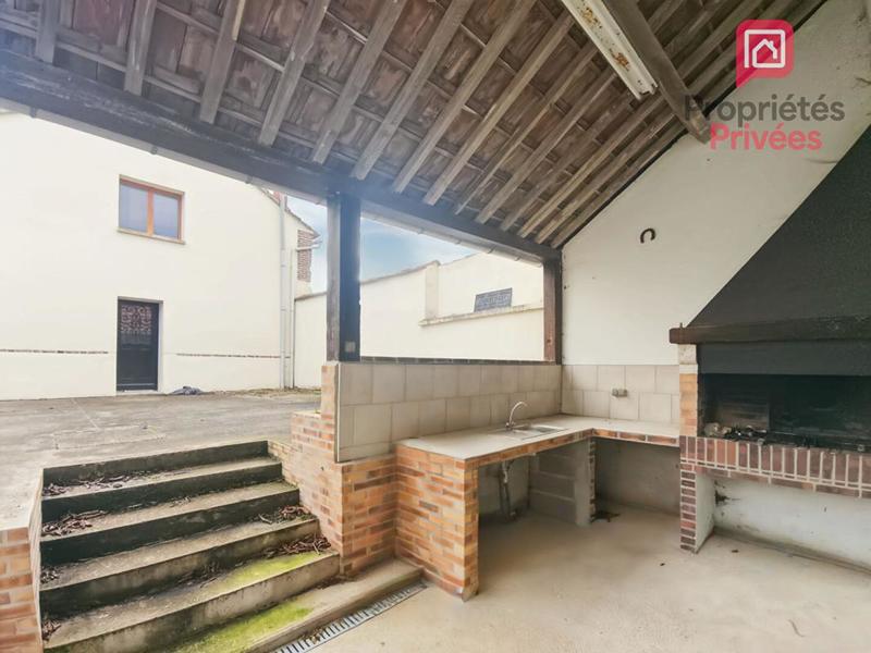 Maison - 229 m² - 8 pièces