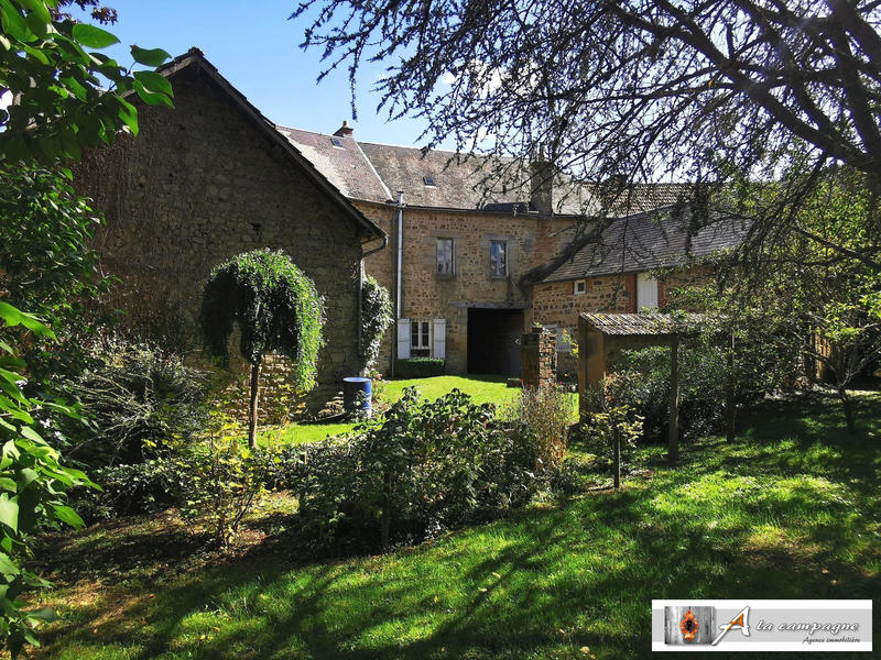 Maison ancienne - 200 m² - 11 pièces