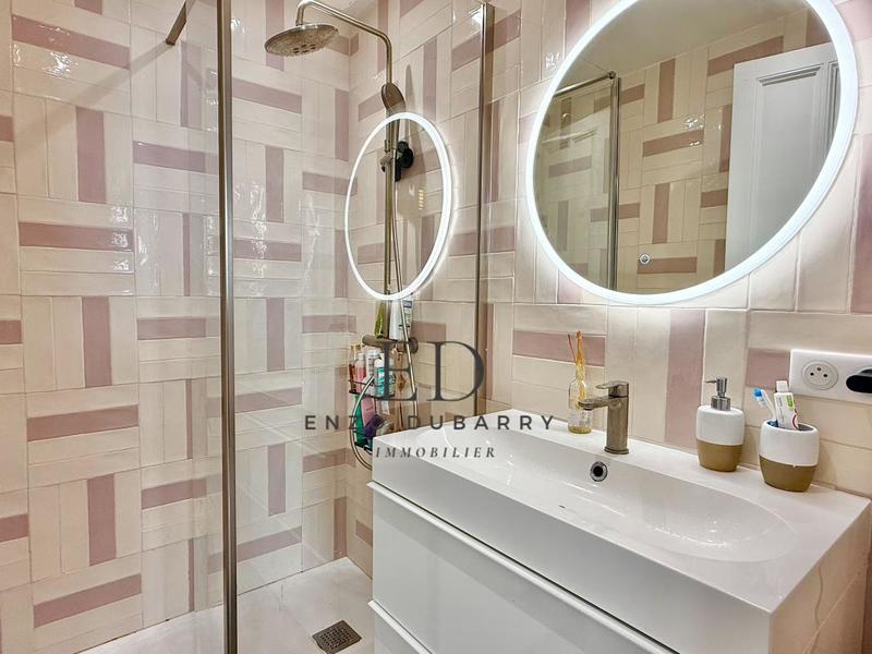 Appartement - 77 m² - 3 pièces