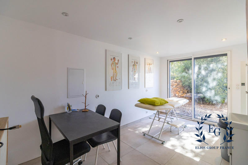 Maison contemporaine - 145 m² - 6 pièces