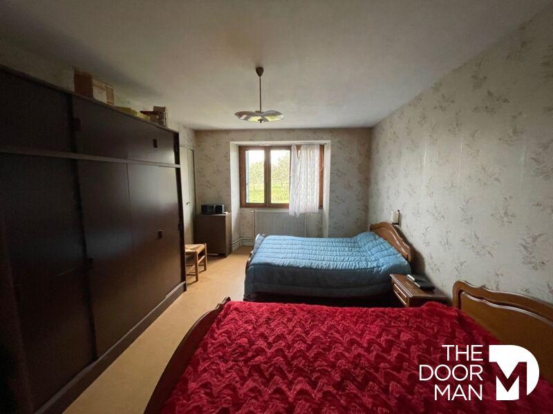 Maison - 180 m² - 5 pièces