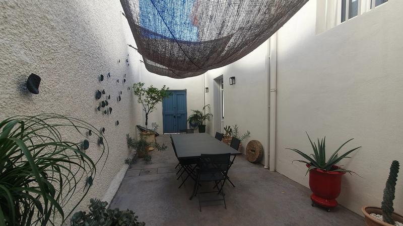 Maison de ville - 349 m² - 12 pièces