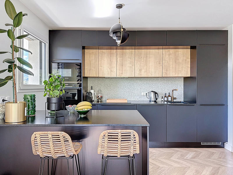 Appartement - 85 m² - 4 pièces