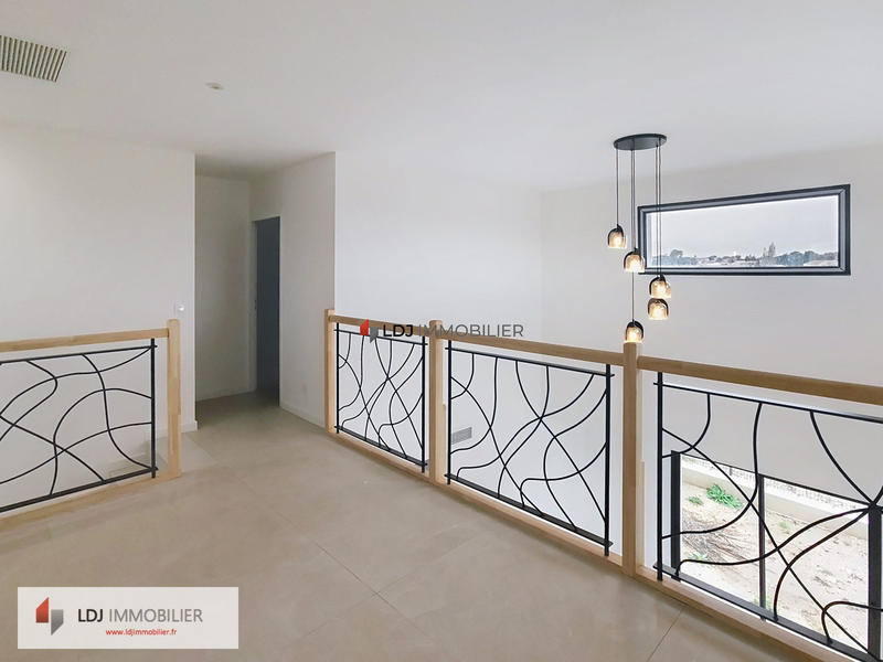 Villa - 99 m² - 4 pièces