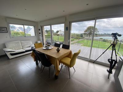 Maison - 121 m² - 5 pièces