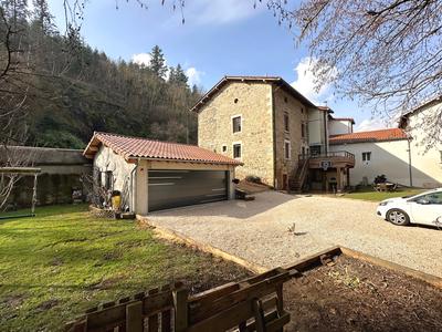 Maison - 190 m² - 10 pièces