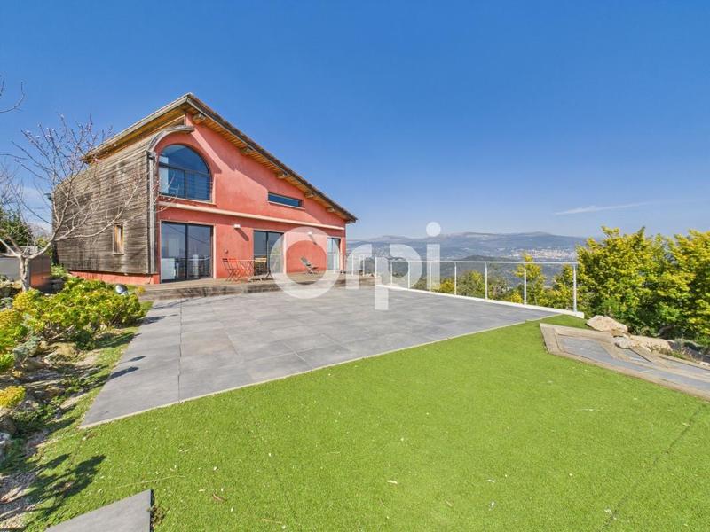 Villa - 312 m² - 5 pièces