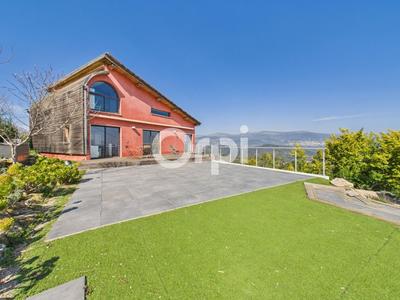 Villa - 312 m² - 5 pièces