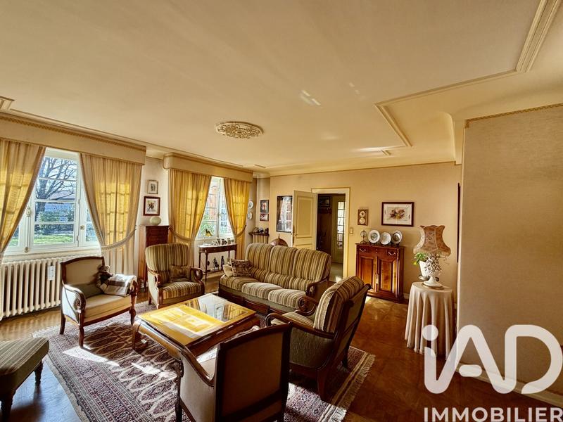 Maison de maîtres - 258 m² - 7 pièces