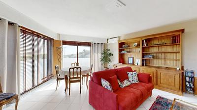 Appartement - 99 m² - 4 pièces