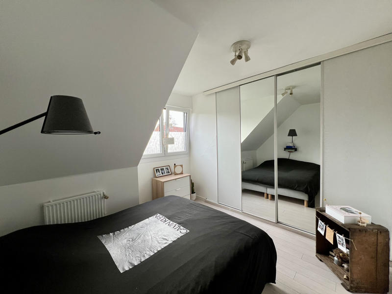 Maison - 95 m² - 4 pièces