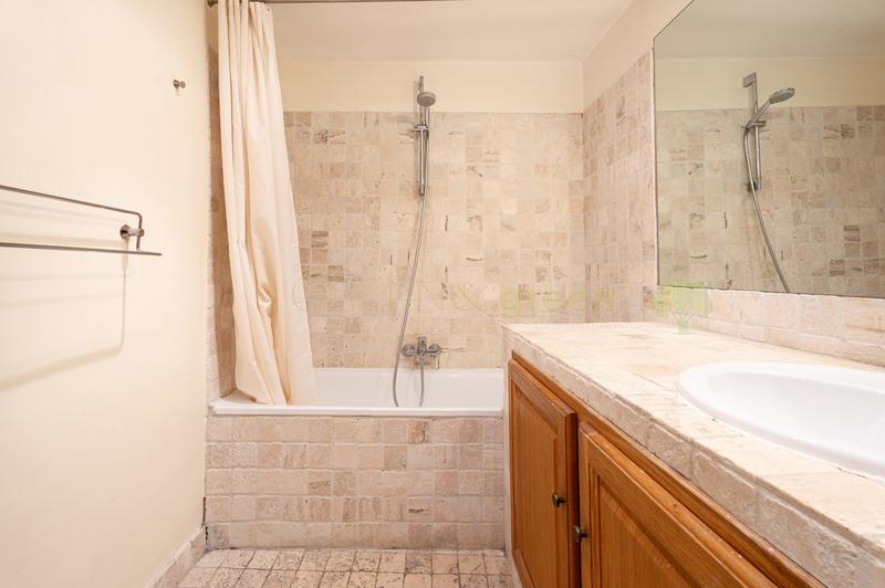 Appartement - 108 m² - 4 pièces