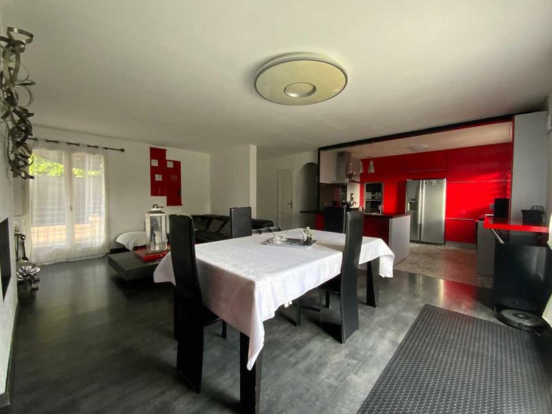 Villa - 174 m² - 9 pièces