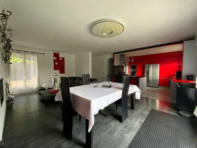 Villa - 174 m² - 9 pièces