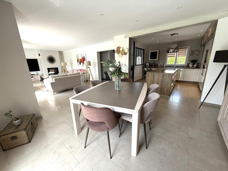 Maison - 131 m² - 5 pièces