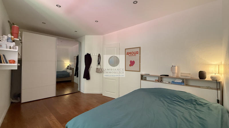 Maison - 219 m² - 6 pièces