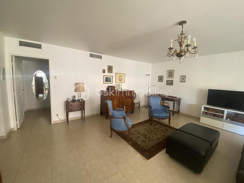 Appartement - 84 m² - 3 pièces