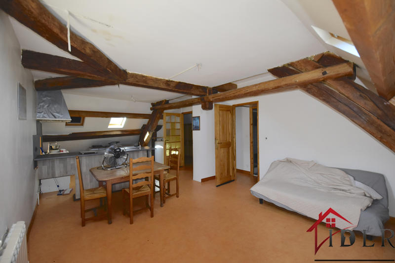 Maison de village - 217 m² - 9 pièces