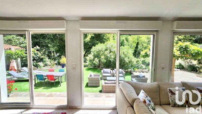 Maison - 177 m² - 6 pièces