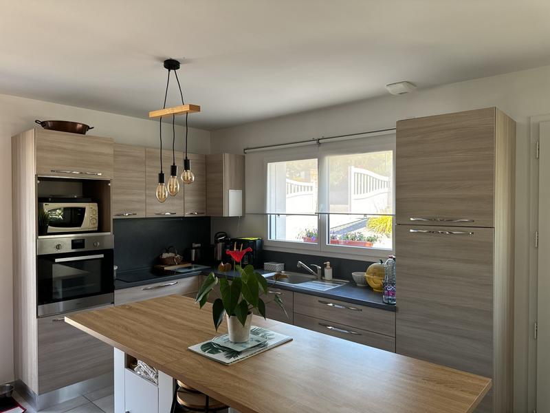 Maison - 93 m² - 5 pièces