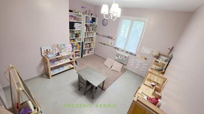 Maison - 101 m² - 5 pièces