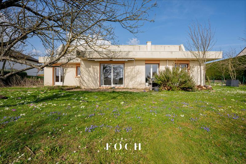 Maison - 121 m² - 6 pièces