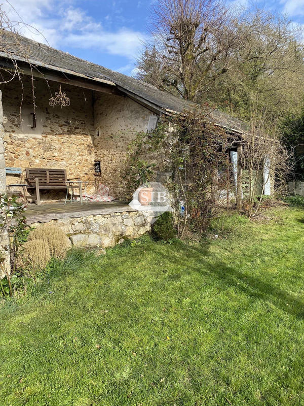 Maison - 228 m² - 7 pièces