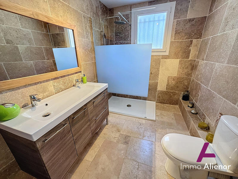 Maison - 209 m² - 5 pièces