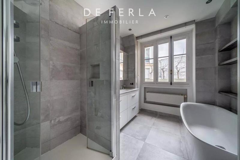 Appartement - 134 m² - 4 pièces