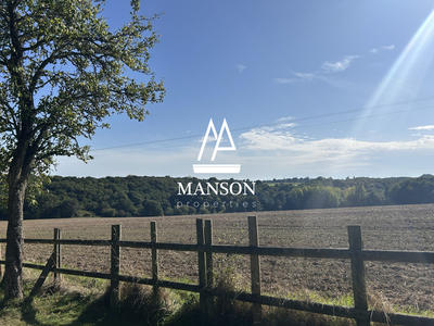 Maison ancienne - 330 m² - 15 pièces