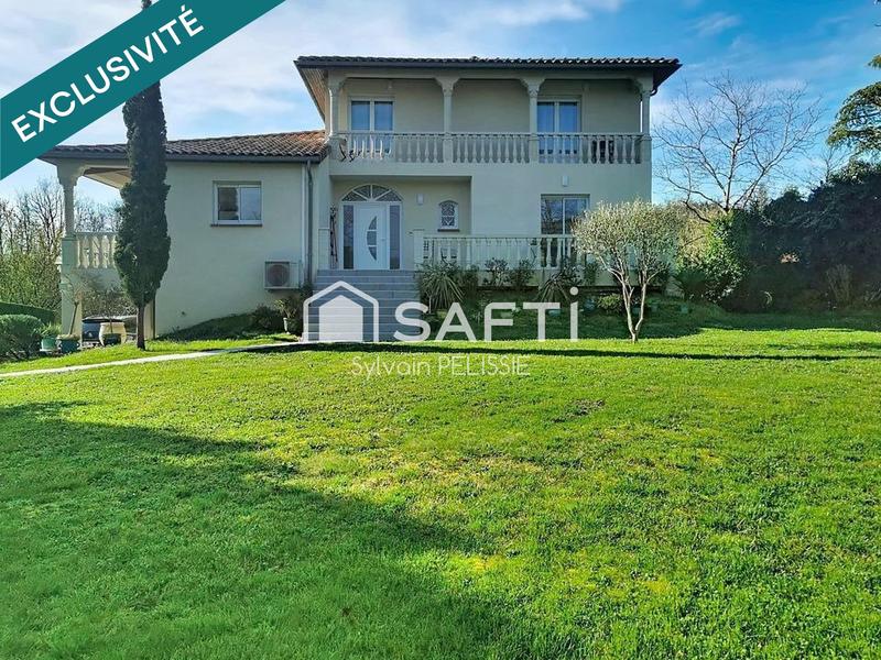 Maison - 200 m² - 7 pièces