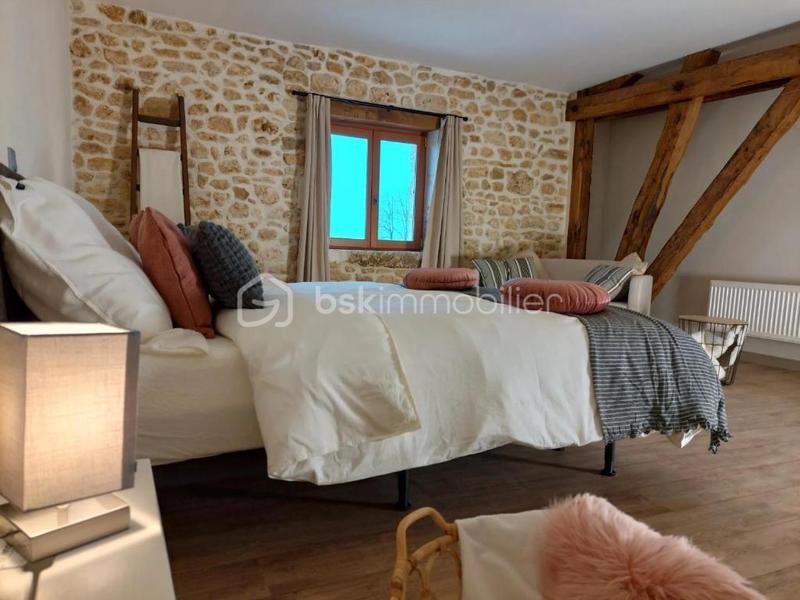 Demeure - 337 m² - 12 pièces