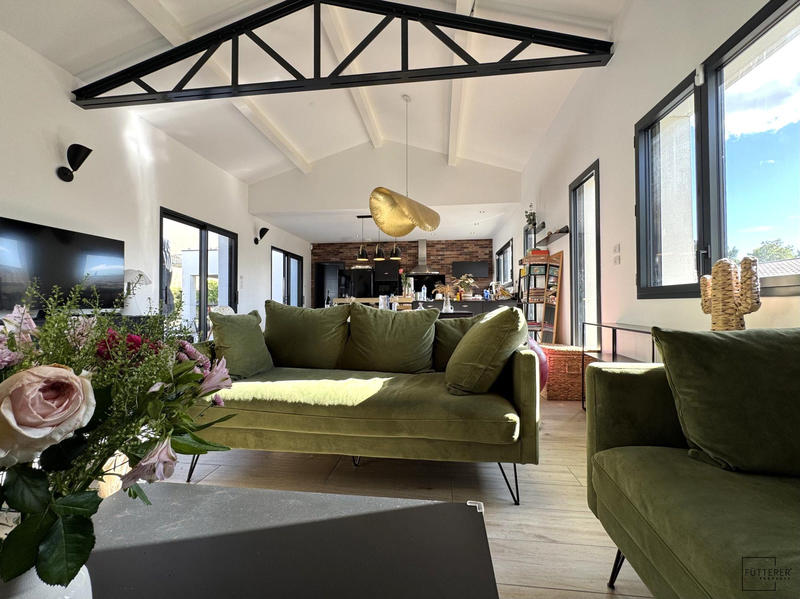 Villa - 168 m² - 5 pièces