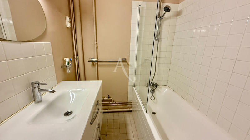 Appartement - 56 m² - 2 pièces