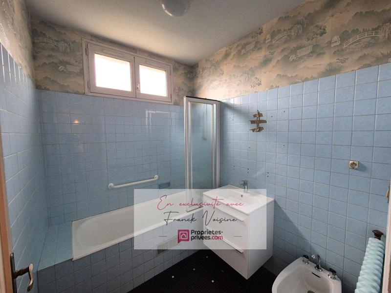 Maison - 159 m² - 8 pièces