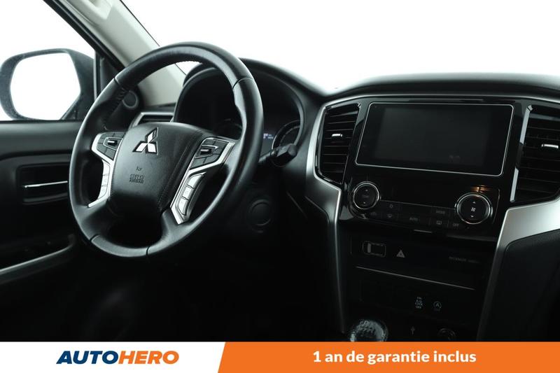Mitsubishi L200 Club Cabine 2.2 Di-D Intense Navi 150 ch
