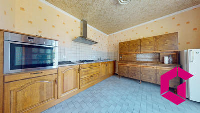 Maison traditionnelle - 135 m² - 6 pièces