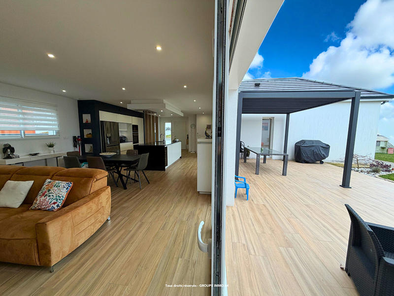 Maison - 147 m² - 6 pièces