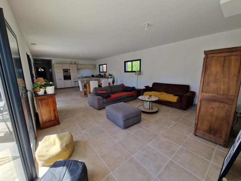 Villa - 110 m² - 3 pièces