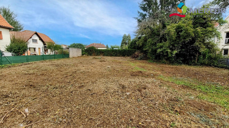 Terrain - 800 m²