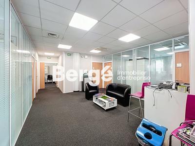 Bureau - 283 m²