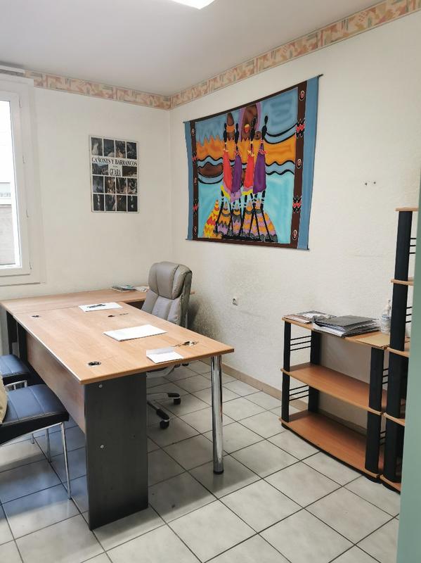 Appartement ancien - 102 m² - 3 pièces