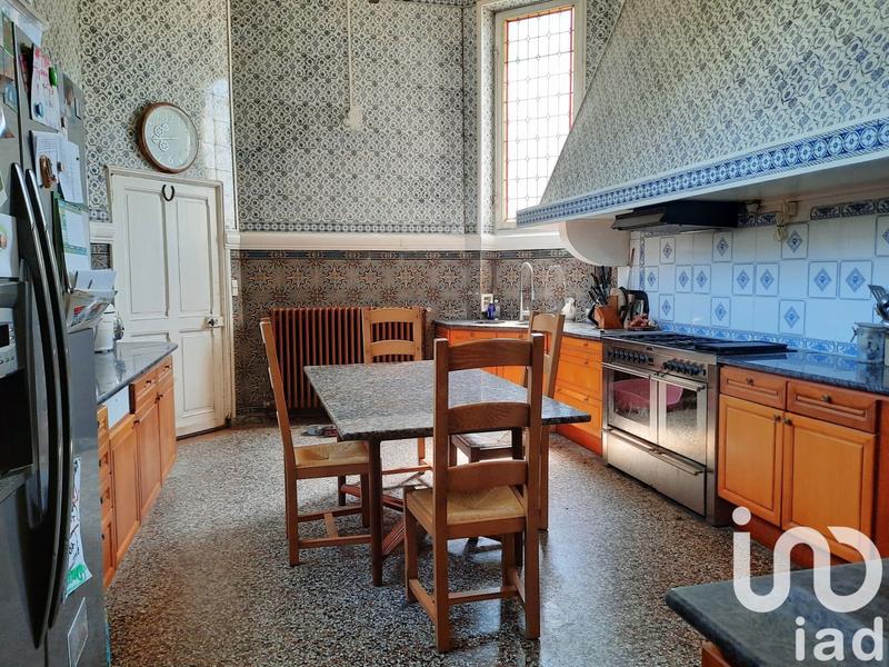 Château - 725 m² - 19 pièces