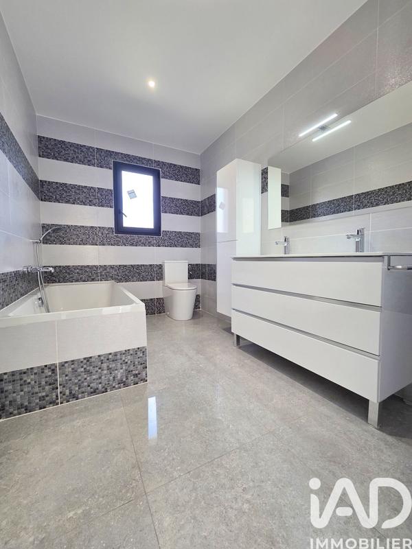 Maison - 105 m² - 4 pièces