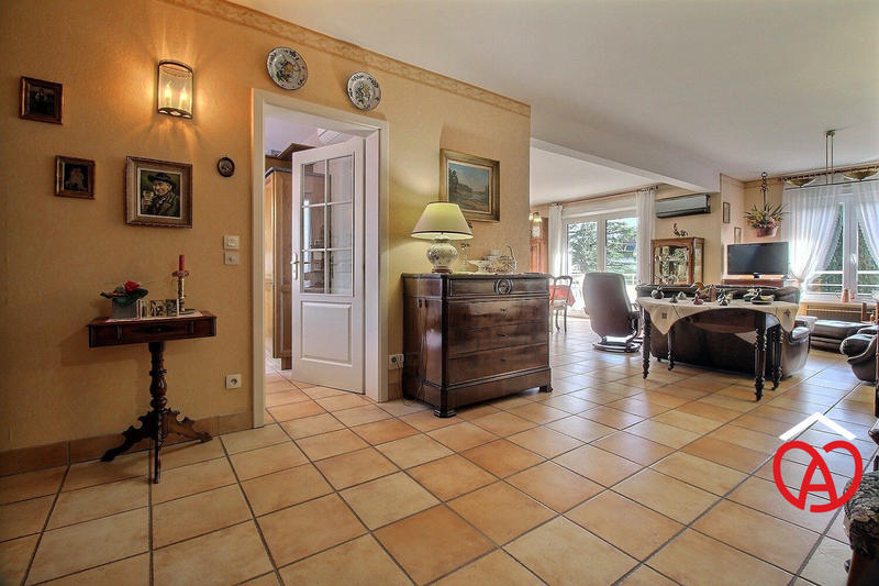 Appartement - 106 m² - 3 pièces