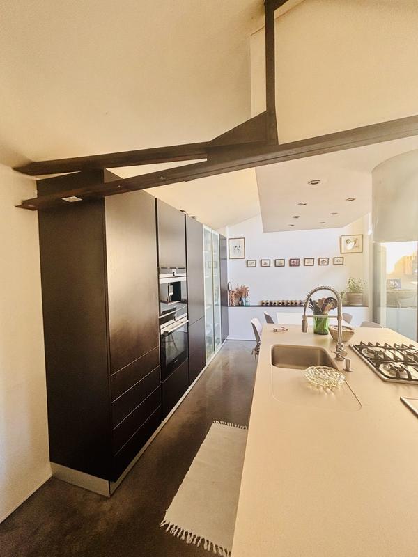 Maison - 184 m² - 6 pièces